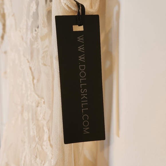 Dolls Kill Widow tea stained lace tiered mini dress - off white nude - Picture 7 of 9